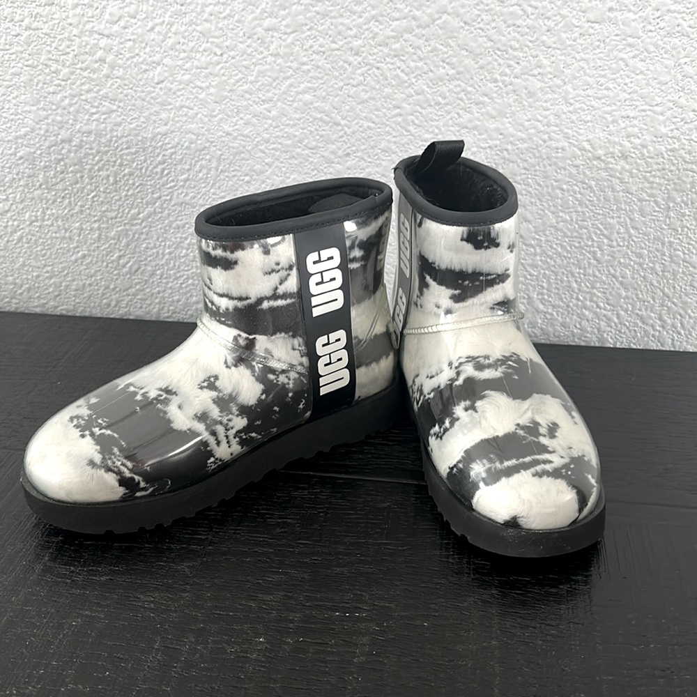 Fur lined ugg boots